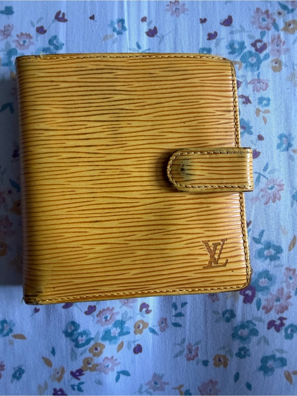Louis Vuitton Yellow Epi Leather Snap Wallet